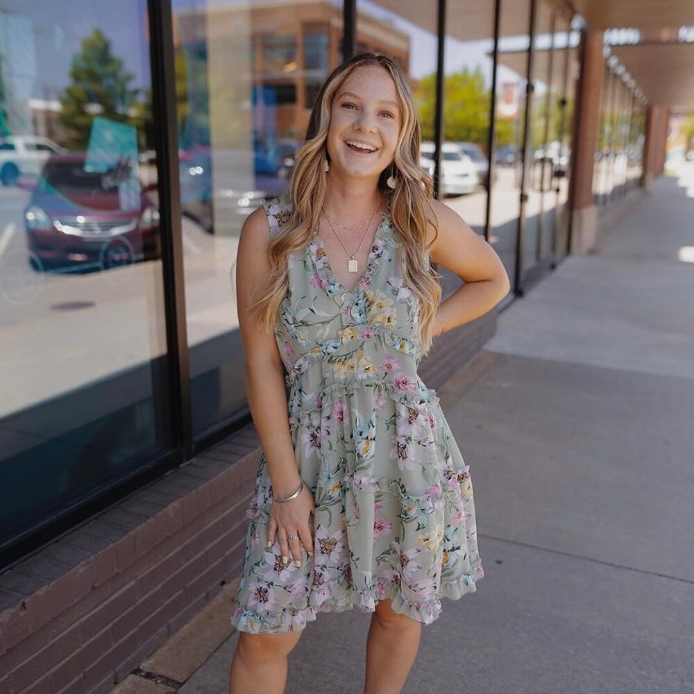NWT - Apricot Floral Tiered Ruffle Sleeveless Midi Dress in Mint